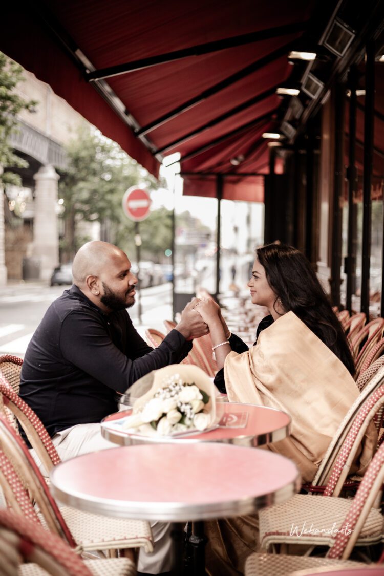 wedding couple outdoor paris eiffel tower