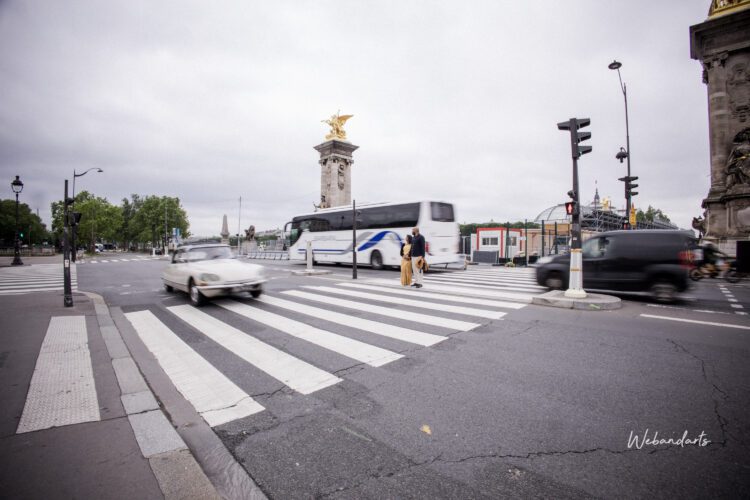 wedding couple outdoor paris eiffel tower